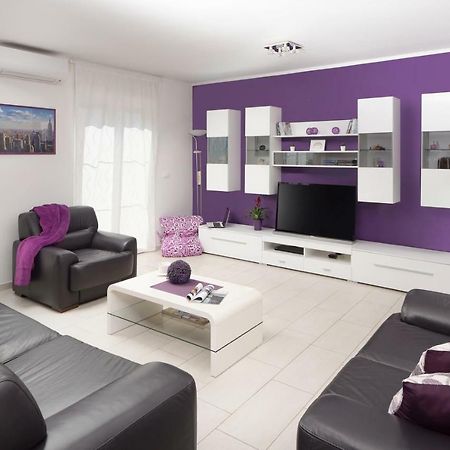 Ferienwohnung Rainbow Pula Exterior foto